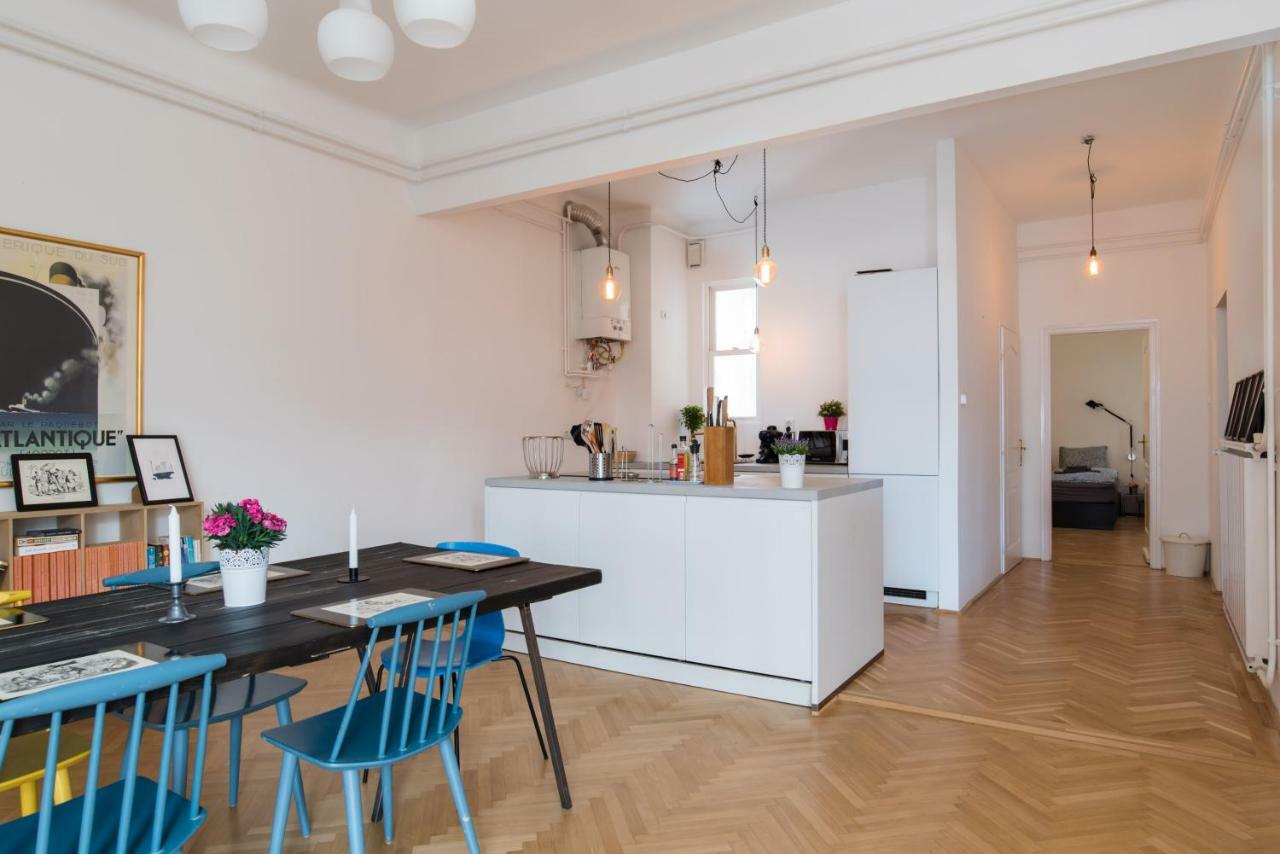 Klauzal Apartment W/3 Bedrooms, French Balcony Budapest Exterior foto