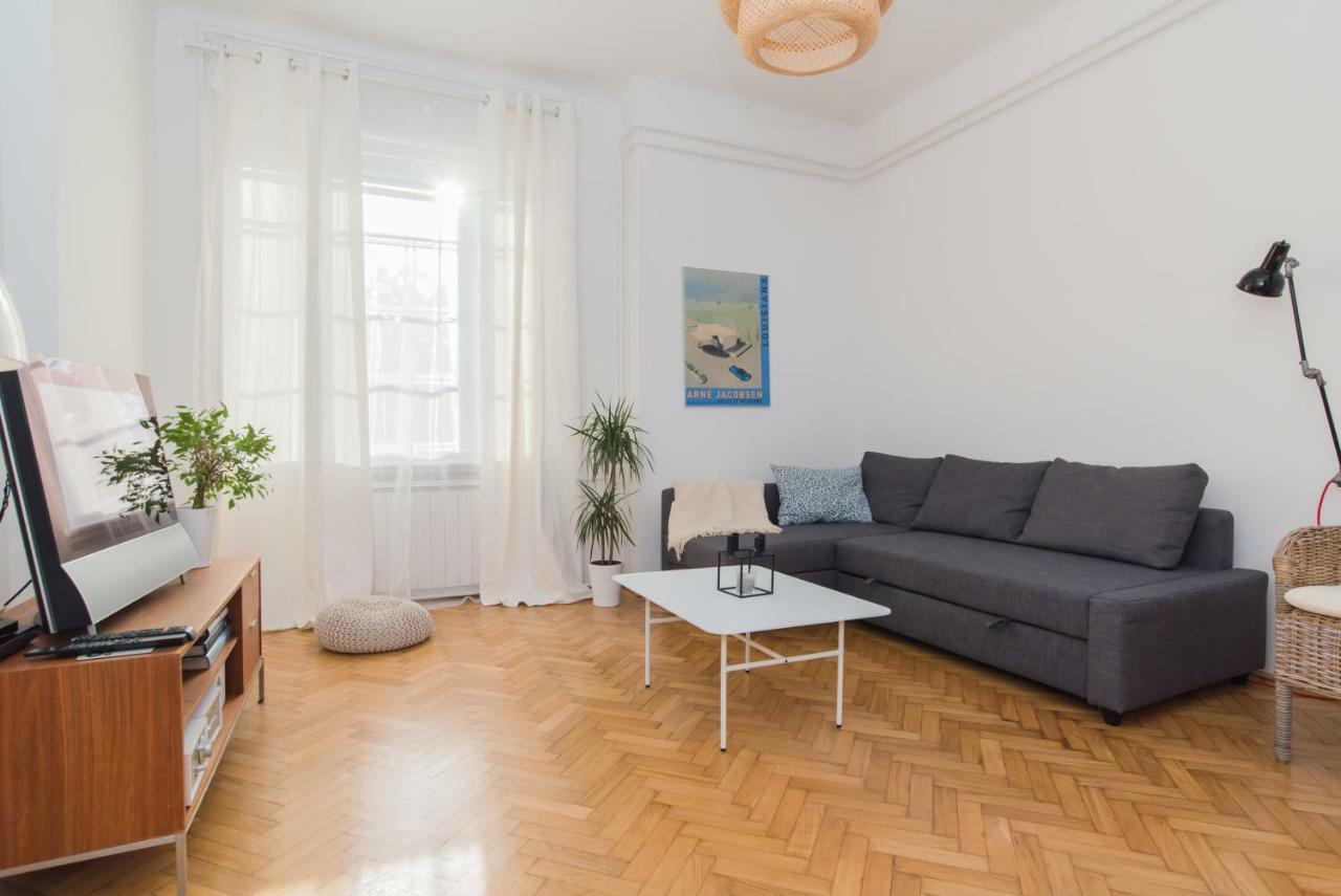 Klauzal Apartment W/3 Bedrooms, French Balcony Budapest Exterior foto